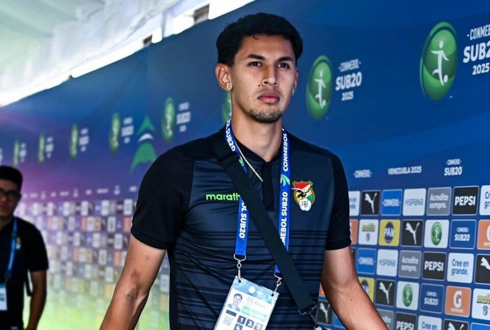 Arroyo es transferido al fútbol internacional por $us 1 millón