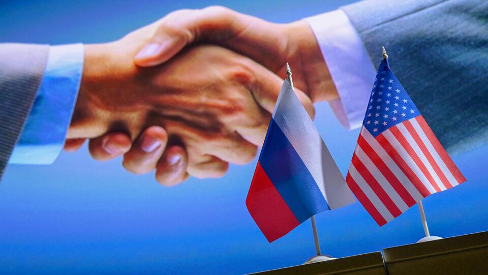 El Kremlin confirma preparativos para formar grupo de negociación con EE.UU.