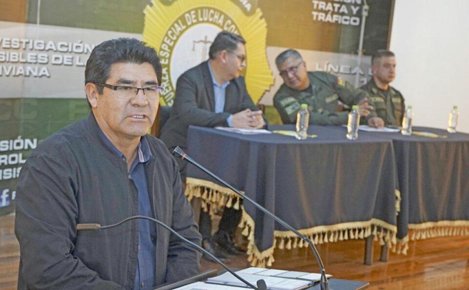 Recluso de San Roque usó IA para clonar voz de ministro y estafar a 19 personas en venta de ítems educativos