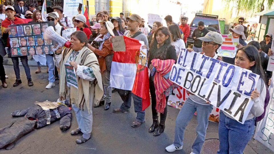 YLB entrega contratos completos de litio a la ALP para evitar desconocimiento