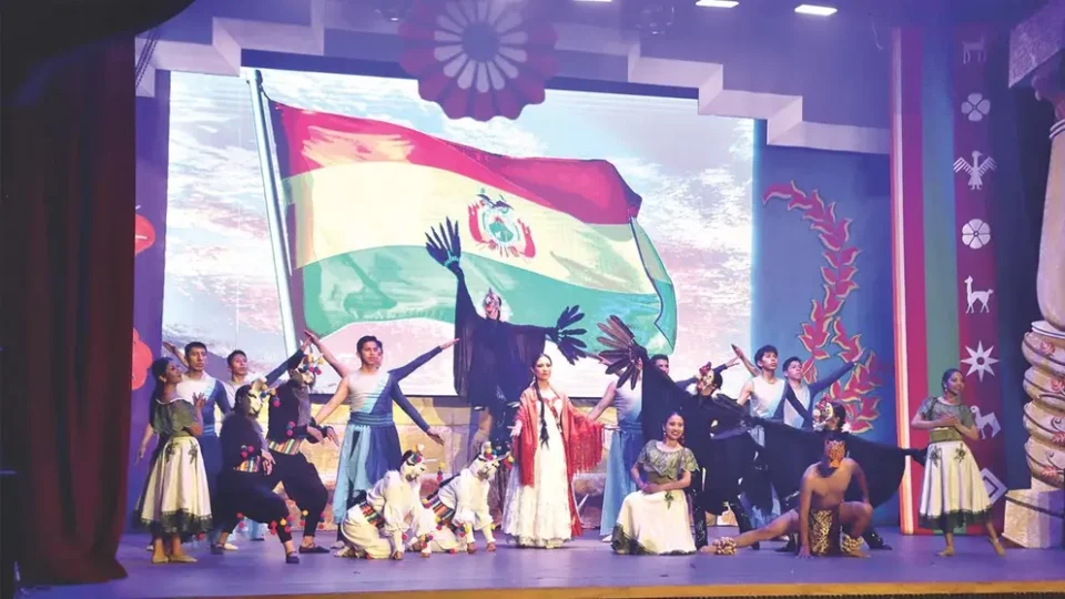 El Ballet Folclórico de La Paz llega a Cochabamba con "Gala Sinfónica 200 años’’ para celebrar el bicentenario