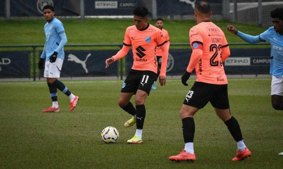 Bolívar pierde 3-2 con el City élite