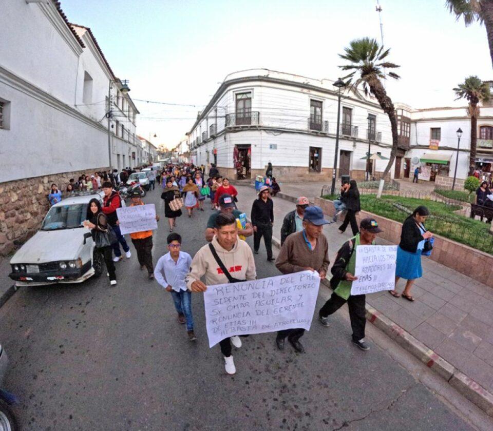 Denuncian irregularidades en la compra de politubos adquirido por EMAS de Sucre