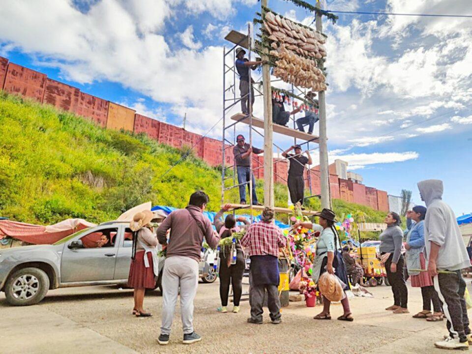 Los mercados marcan el inicio del tradicional Jueves de Comadres