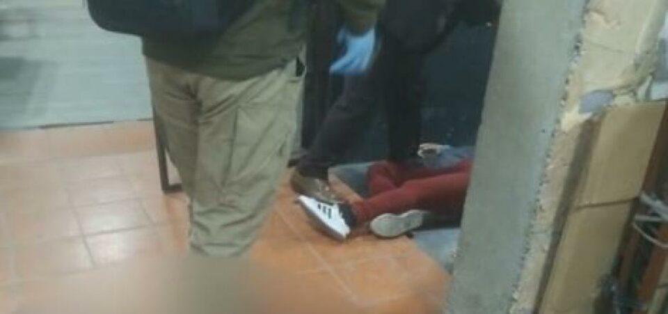 Una trabajadora de limpieza fallece luego de ser aplastada por un ascensor