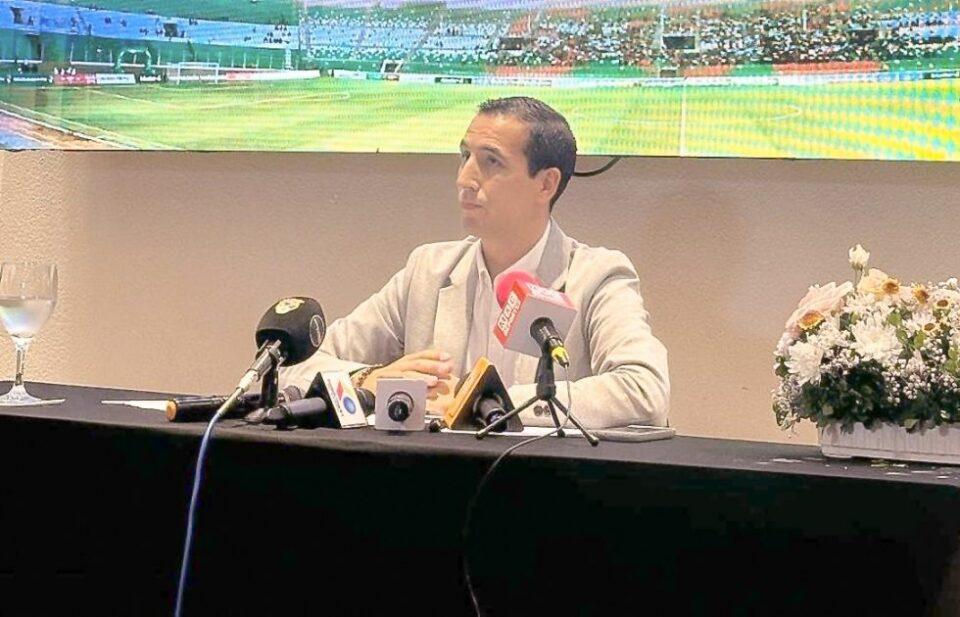 Sin apoyo, Santa Cruz al borde de perder la sede de la final de la Copa Sudamericana 2025