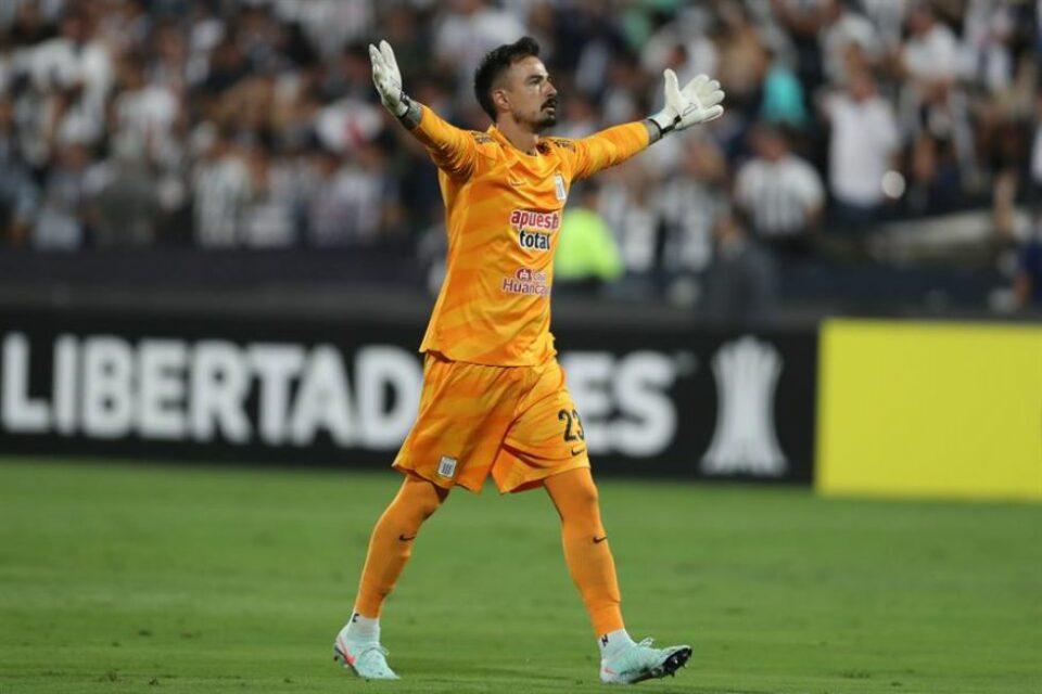 Alianza Lima de Viscarrra se impone a Boca y lleva una corta ventaja