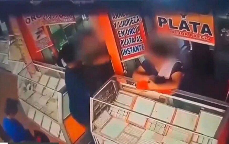 La Policía investiga un atraco a una joyería en Santa Cruz