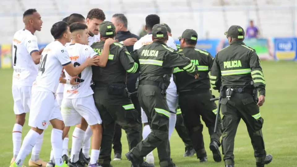 TSA ratifica exclusión de Royal Pari de la División Profesional