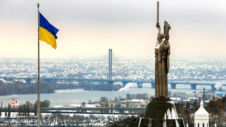 Trump busca convertir a Ucrania en colonia económica de EE.UU. con un acuerdo histórico