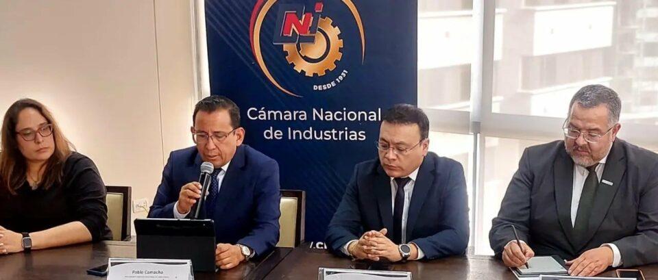 Empresarios no ceden y se mantienen unidos sobre la disposición séptima