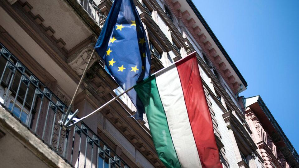 Eurodiputados plantean despojar a Hungría del derecho al voto en la EU