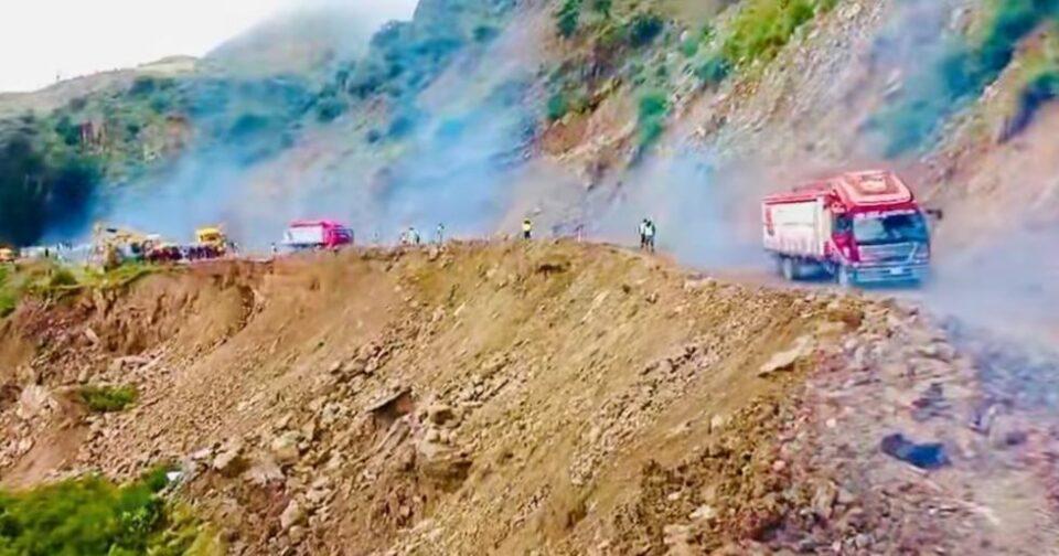 ABC restablece paso por Llavini y se reanudan los viajes entre Cochabamba y La Paz