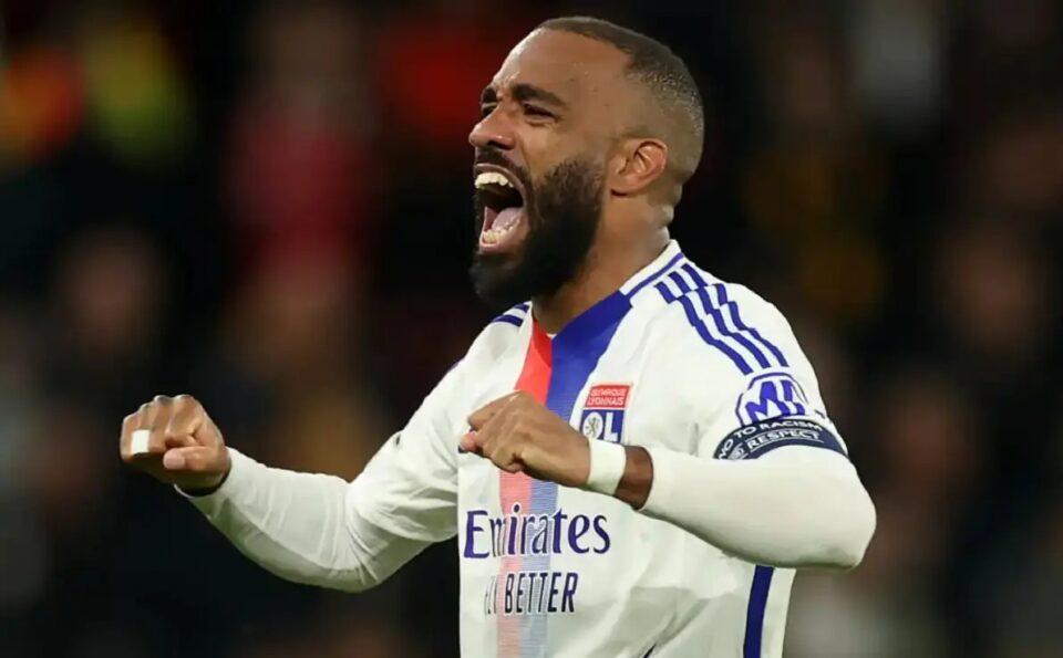 Lacazette sufre robo en su casa durante su último partido