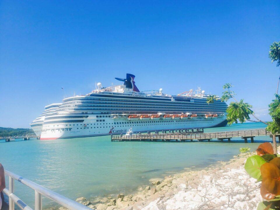 Brutal pelea en un crucero: pasajeros se enfrentan por un motivo insólito