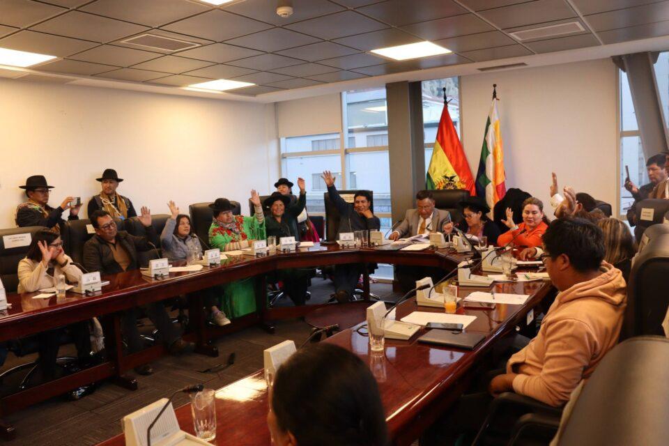 Comisión de Diputados aprueban diversos proyectos para impulsar desarrollo productivo 