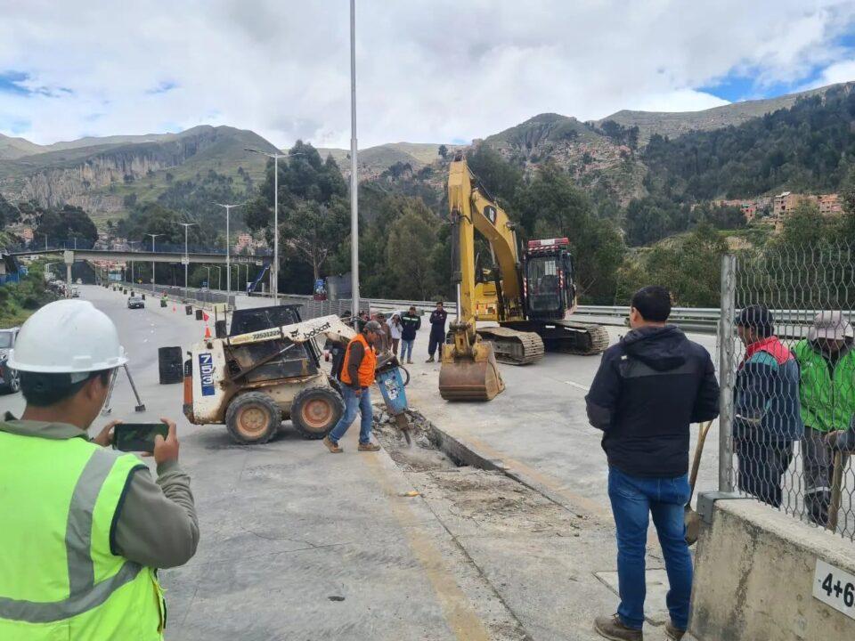 Hasta octubre, prevén concluir trabajos en autopista La Paz- El Alto