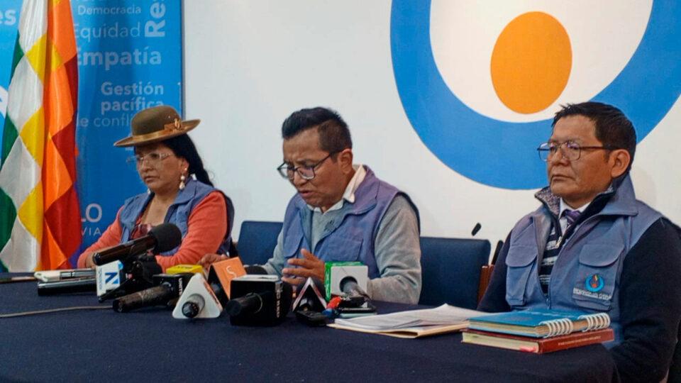 Jueza ambiental dispone congelar tratamiento de los contratos del litio