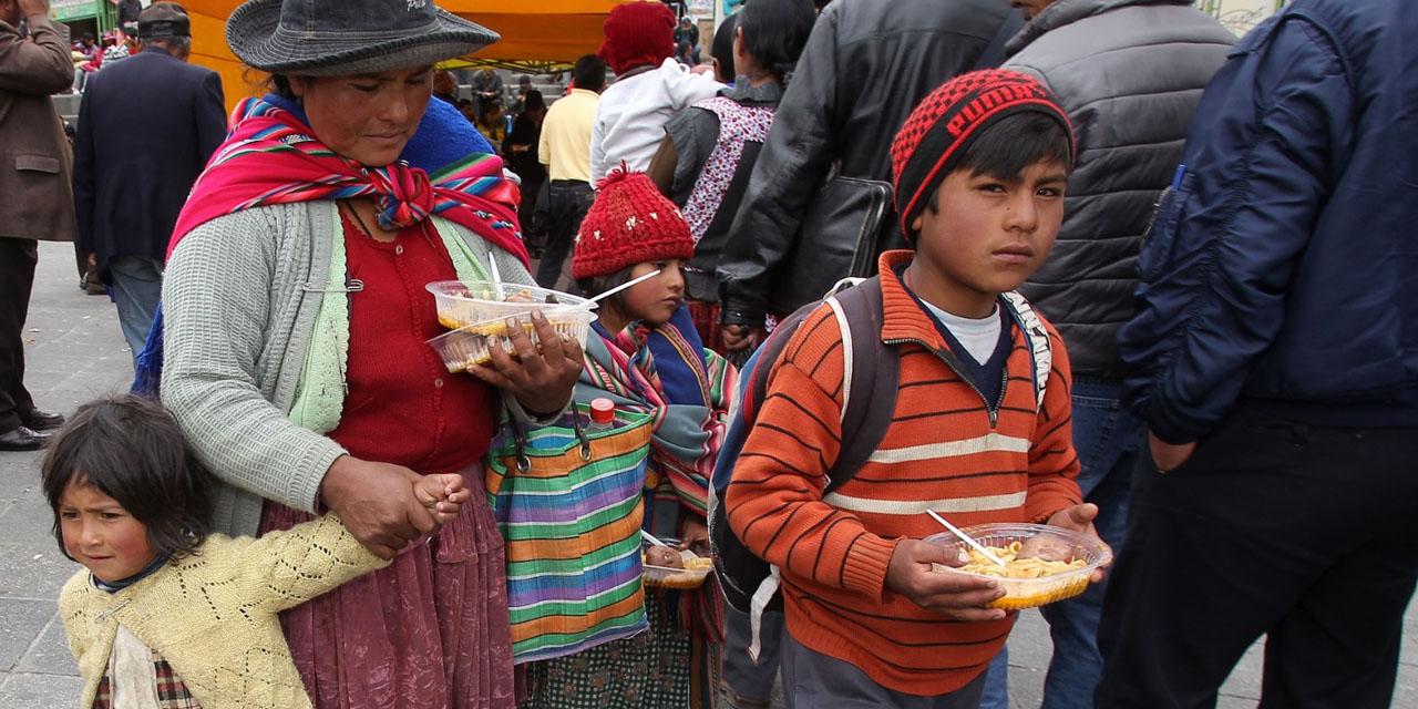 Censo 2024: Bolivia reporta reducción en índices de pobreza