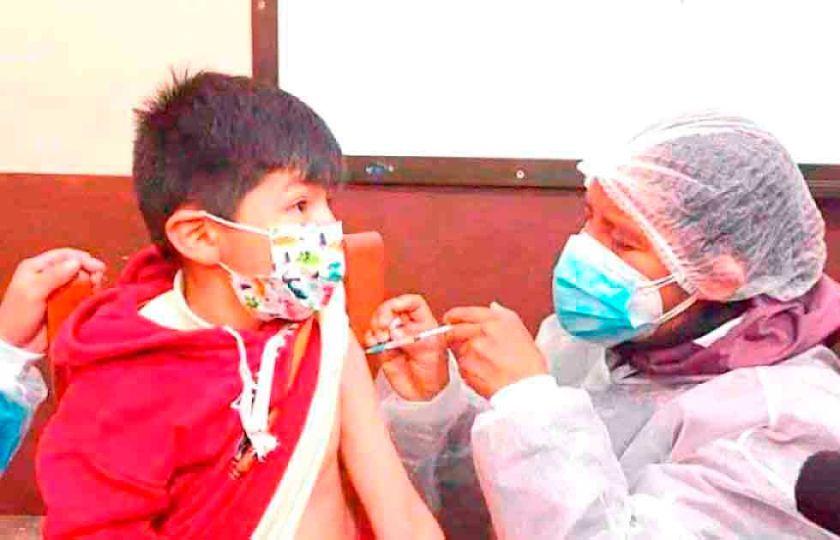 Llega lote de vacunas para frenar propagación de sarampión en Potosí