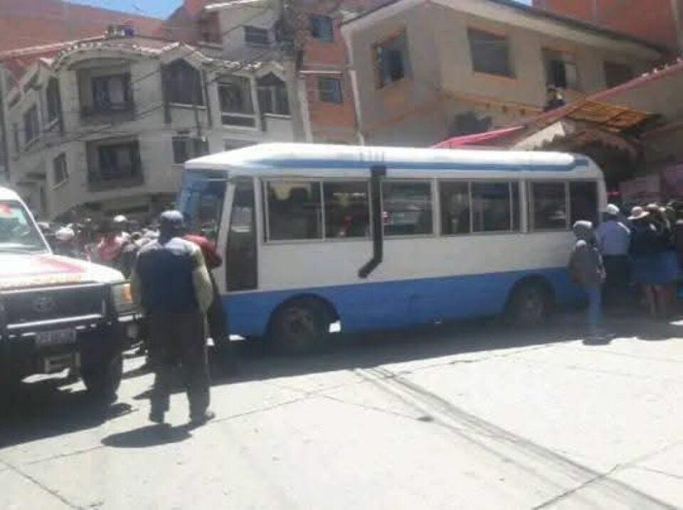 Muere una joven atropellada por un micro lleno de pasajeros en Sucre