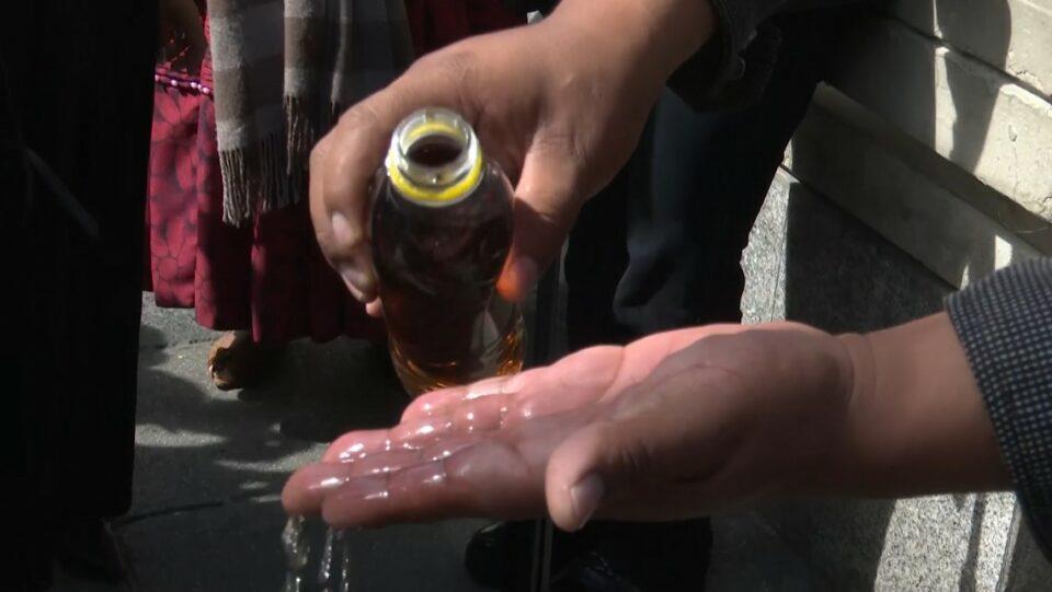 Transportistas de La Paz denuncian "mala calidad de gasolina"