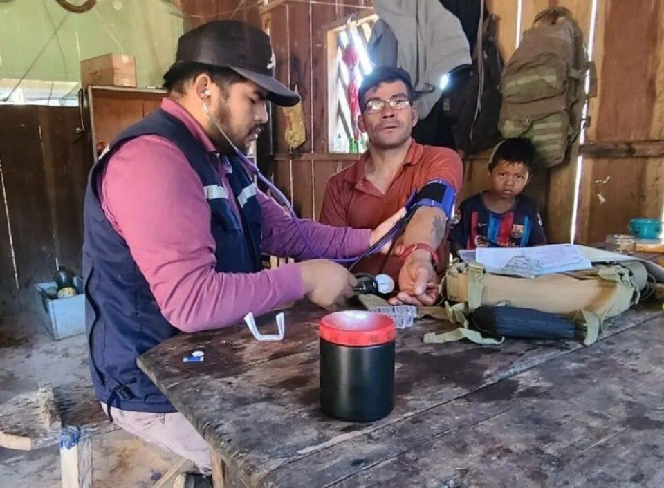 En el día del médico destacan la labor de quienes llevan salud casa por casa