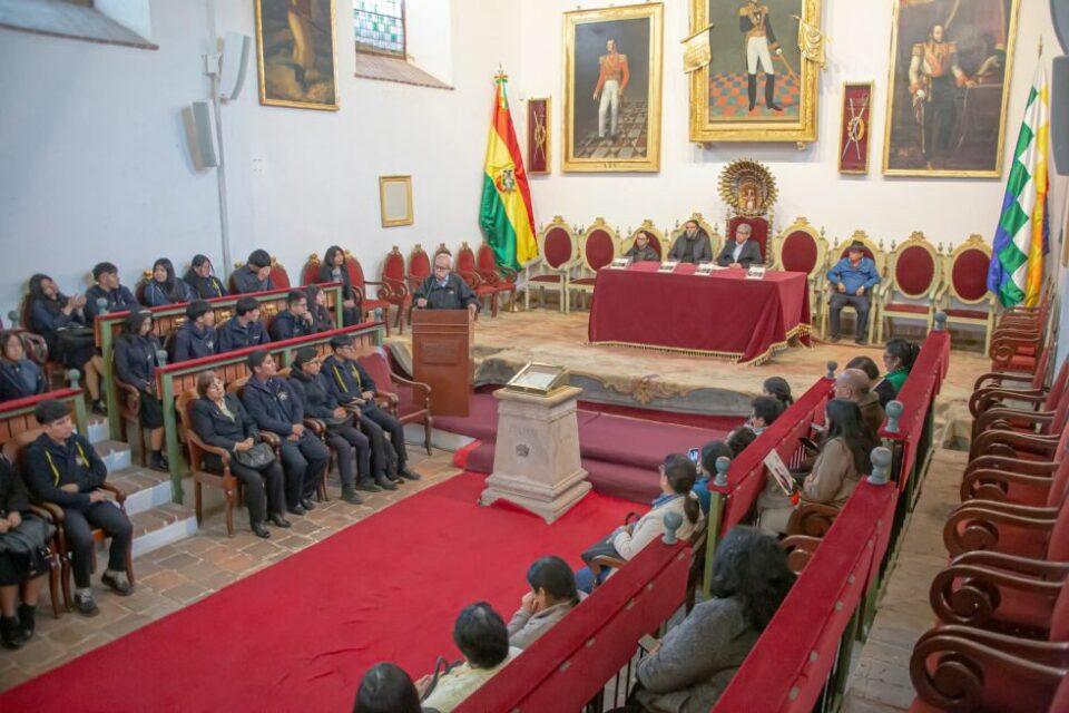 El presidente electo asumirá su cargo el 8 de noviembre en la Casa de la Libertad