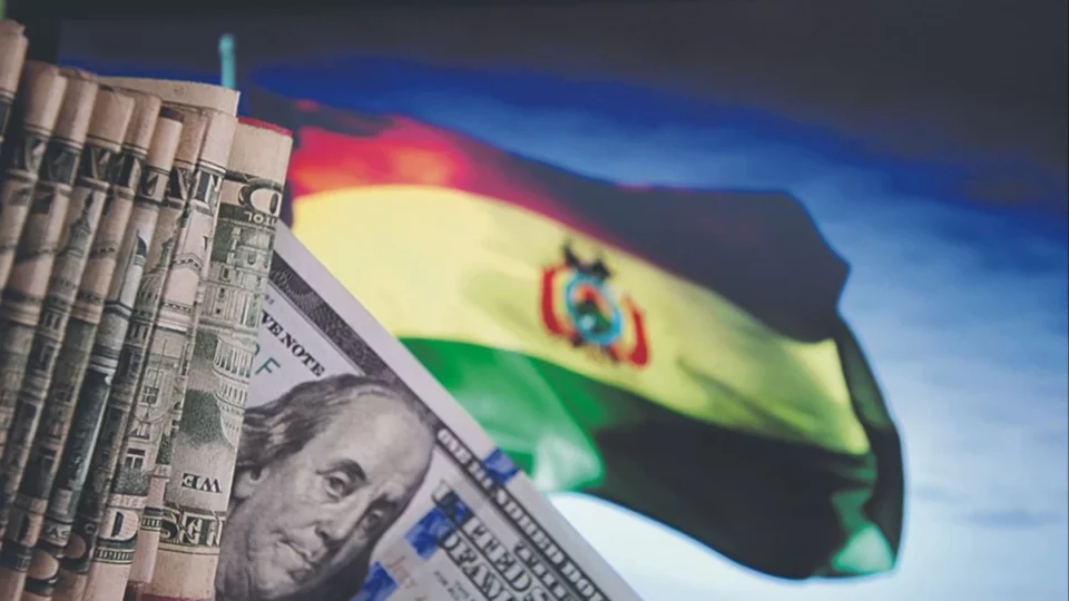 Deuda externa sube 13% y preocupa la falta de dólares para pagarla