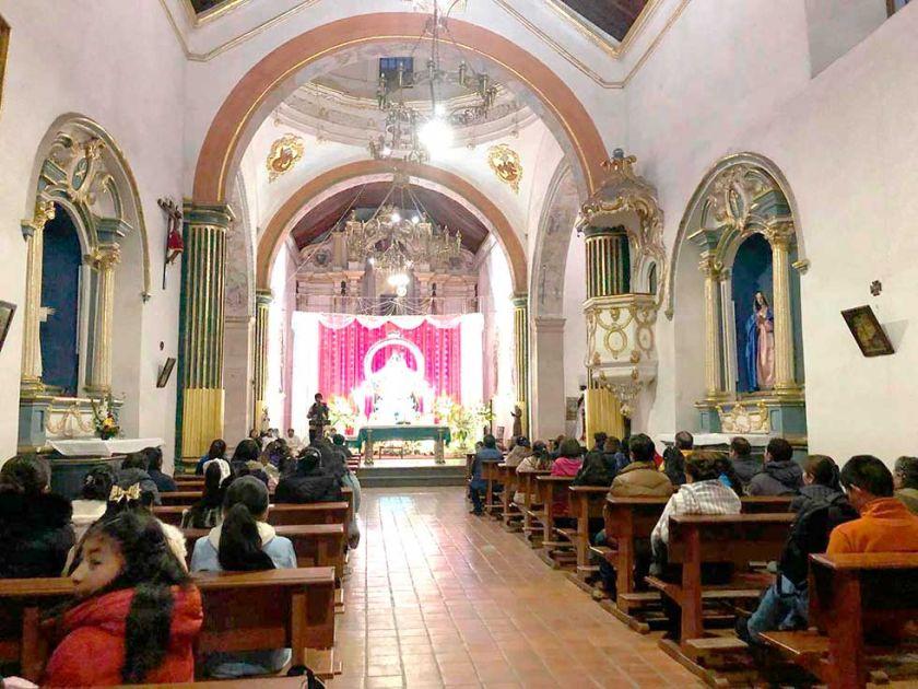 La Virgen del Santísimo Rosario vive tradicional procesión en Potosí