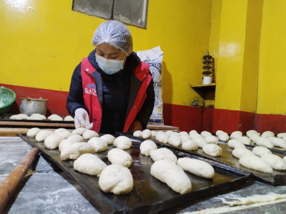 Alcaldía refuerza controles en hornos por Todos Santos