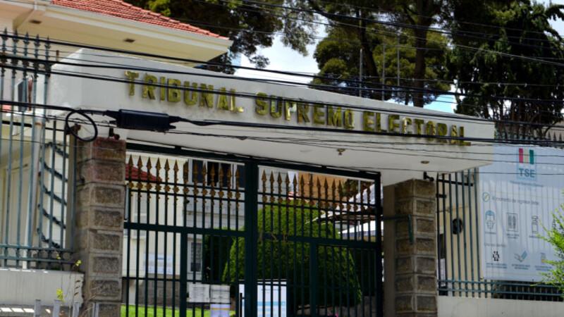 TSE entregará 338 credenciales a asambleístas este miércoles