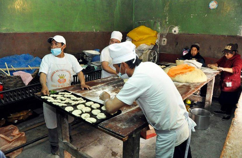 Alcaldía y panaderos confirman precios del pan para Todos Santos