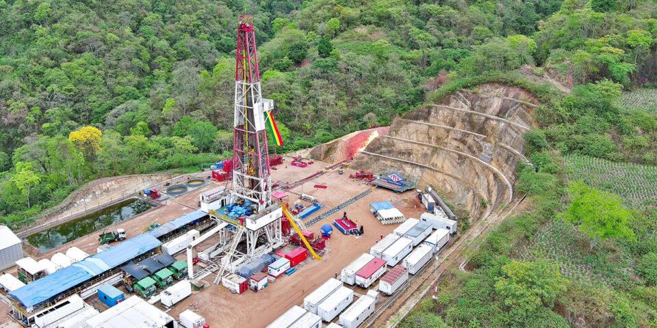 Gobierno inaugura el pozo Bermejo-X46D y suma 20 proyectos exitosos