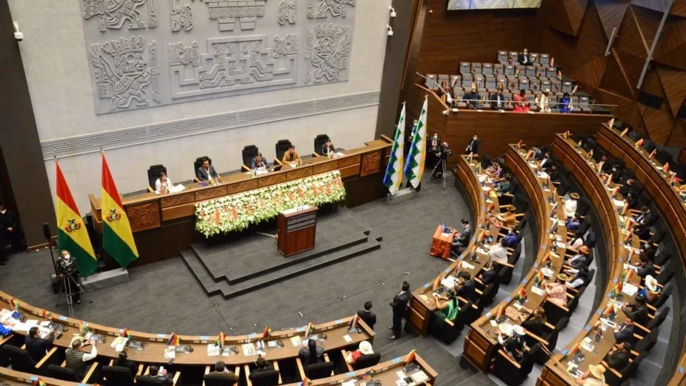 Bloqueo en la Asamblea genera millonaria pérdida de $us 1.488 millones