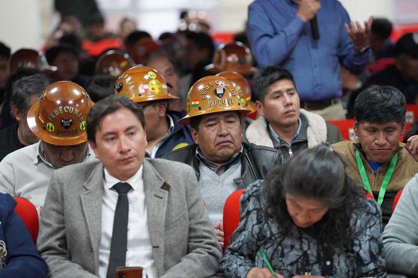 Pobladores restringen paso a técnicos que buscaban verificar minas en el Cerro Rico