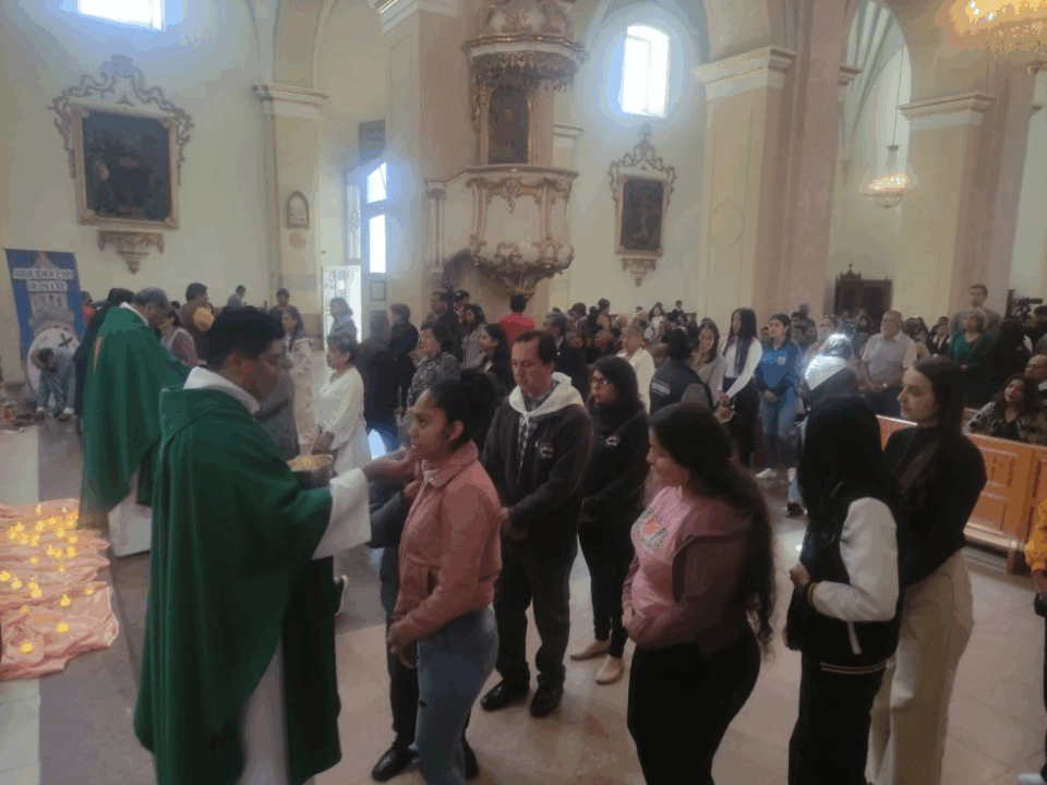 Arzobispo pide a los binomios dar certidumbre rumbo al balotaje