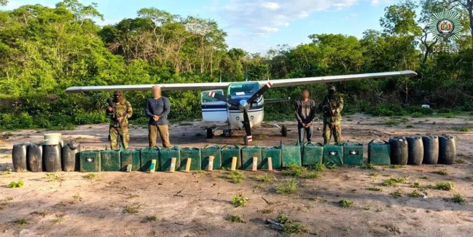 Patrullaje aéreo ayuda a ubicar pista clandestina en Santa Cruz