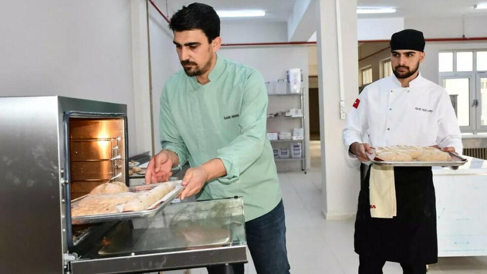 Rescatan una receta milenaria de pan y la ponen a prueba: así sabía hace 3.000 años