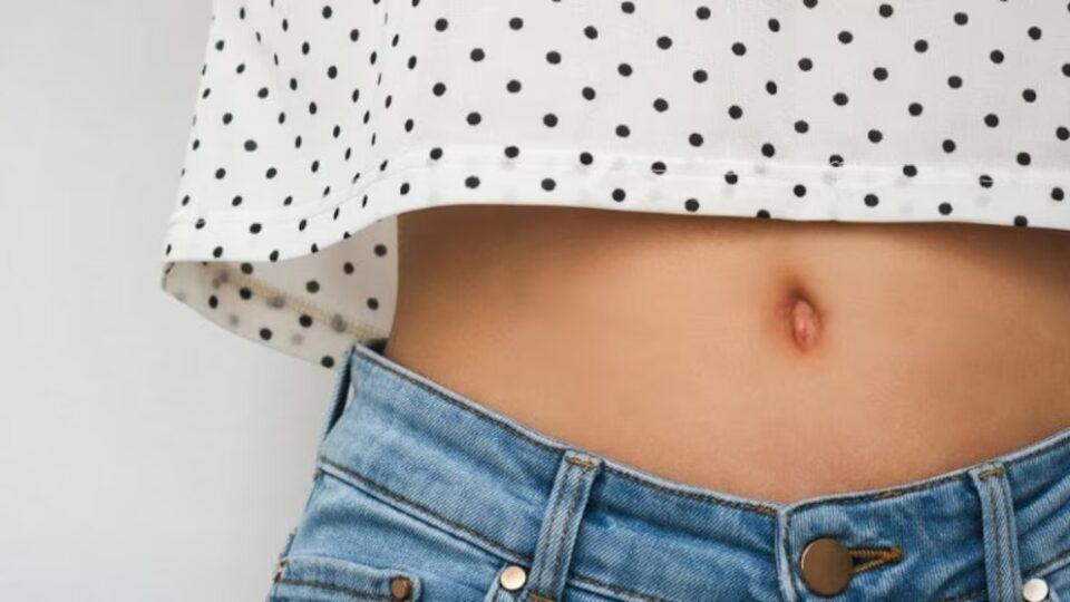 El ombligo puede reabrirse en adultos, advierten expertos