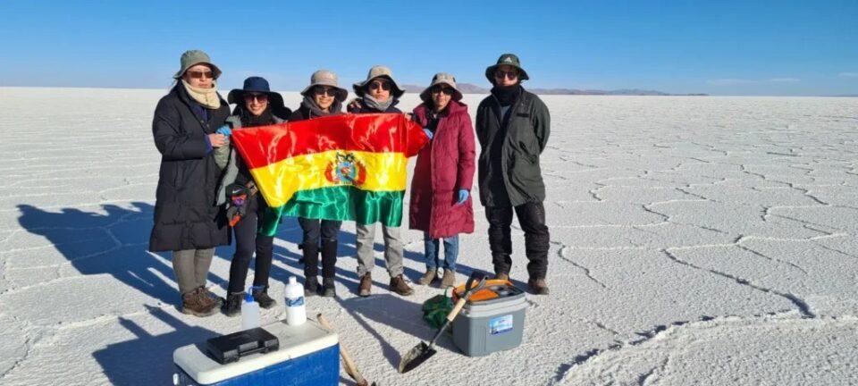 La UMSA produce bioplástico a base de quinua y con elementos del salar
