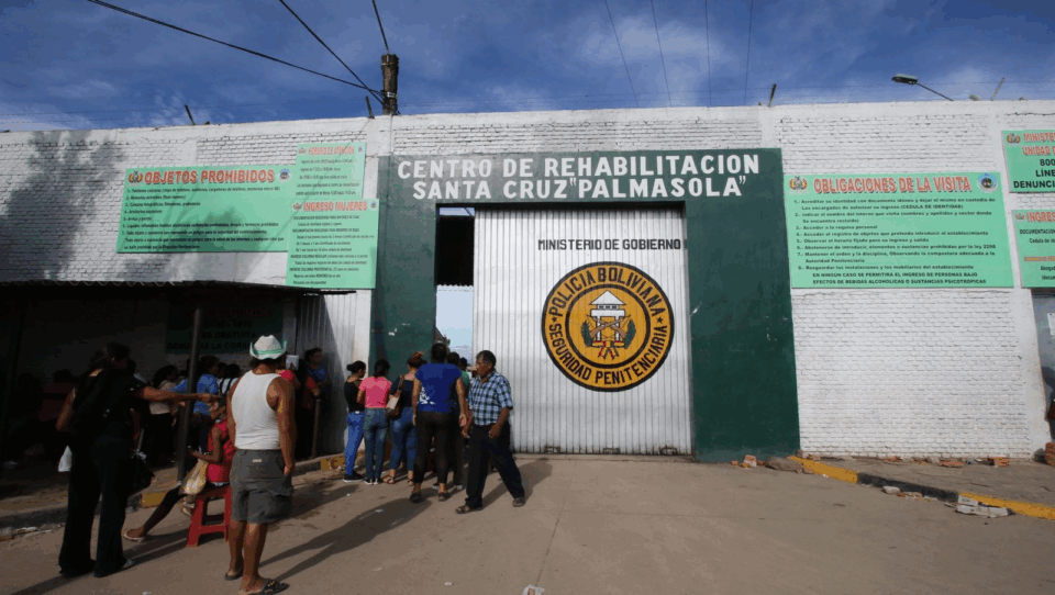 Reos implicados en la muerte de un recluso se someten a proceso abreviado