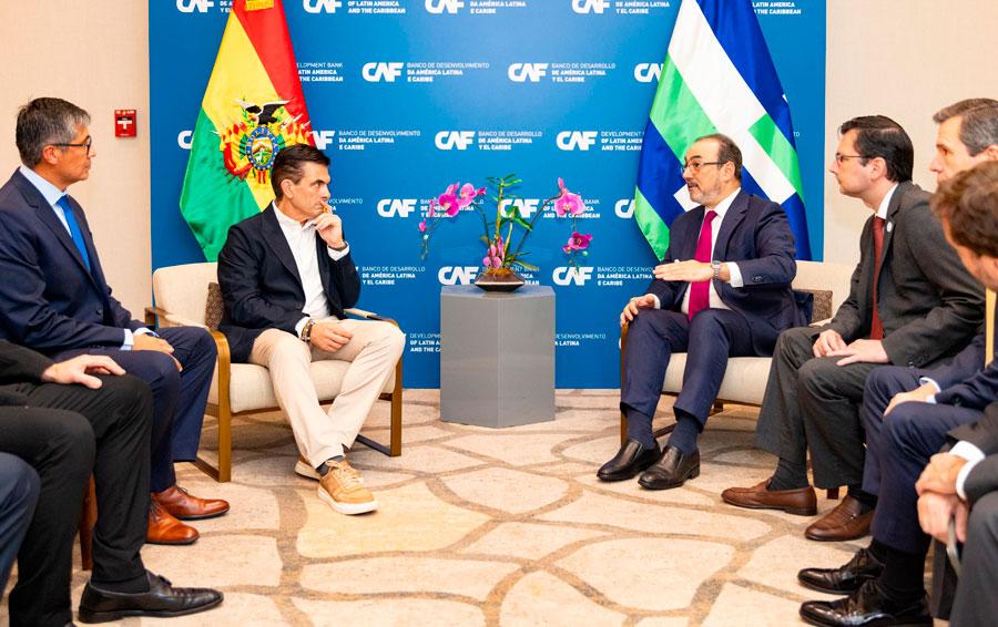 Bolivia recibe respaldo financiero de $us 3.100 MM de la CAF