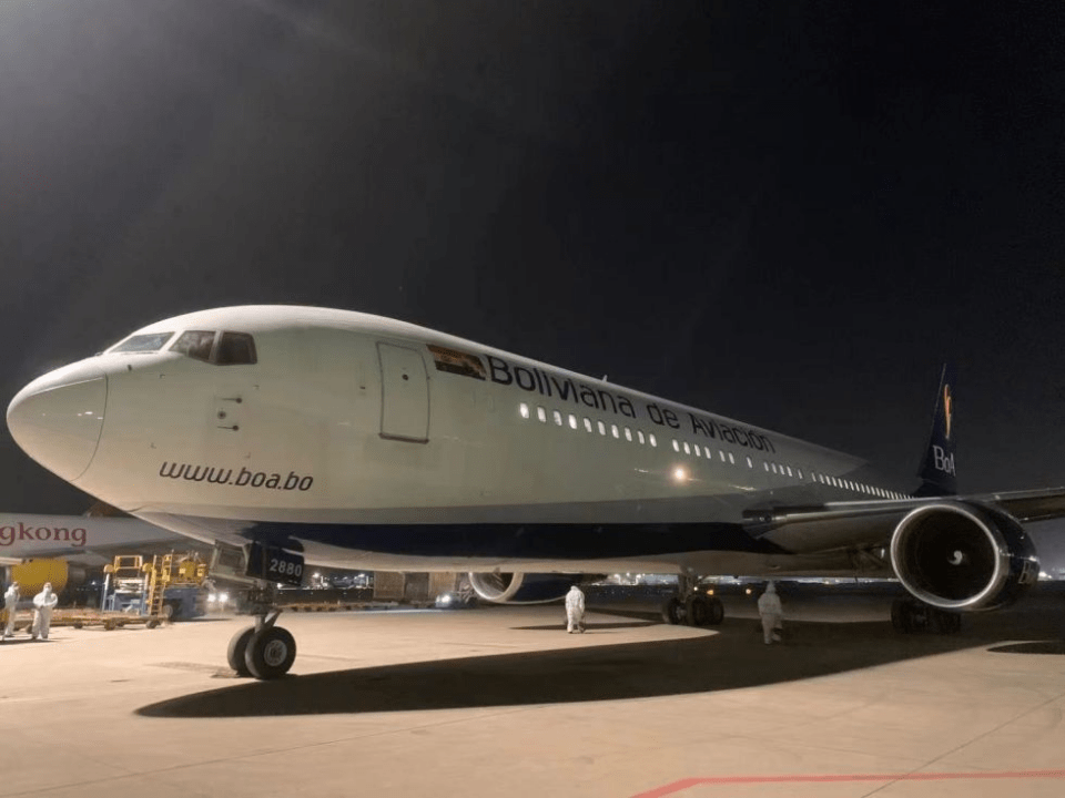 Pasajeros de BoA denuncian estar varados durante más de 15 horas en Miami