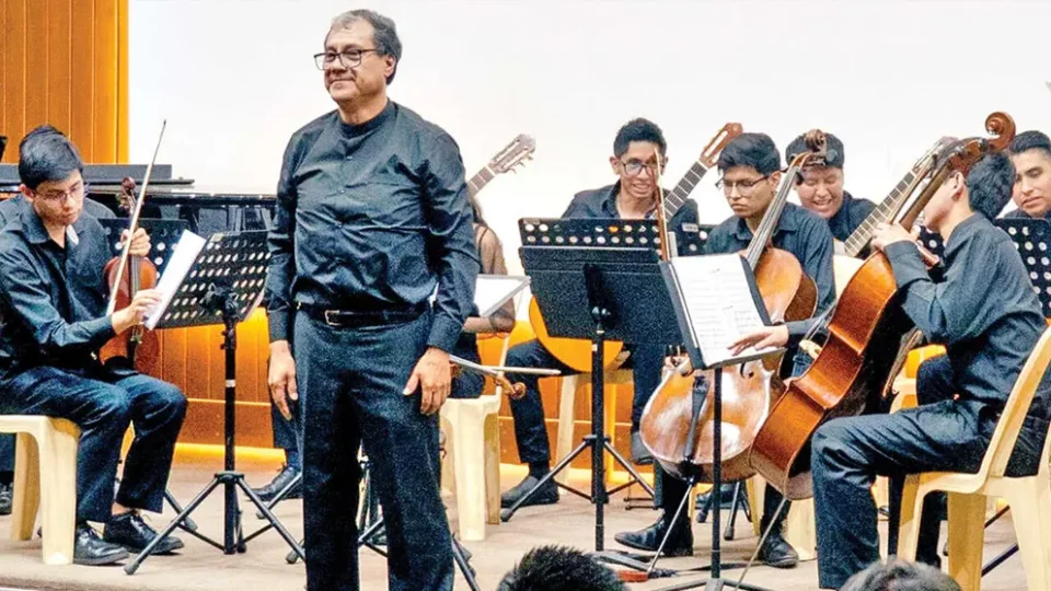 Ensamble Khuska de la UMSS cierra el año con presentación