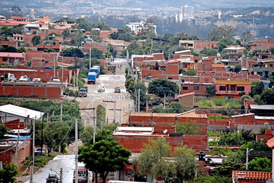 Crecimiento desmedido y poca planificación urbana preocupa a autoridades de Tarija