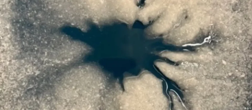 Extraña "araña" en luna de Júpiter intriga a científicos