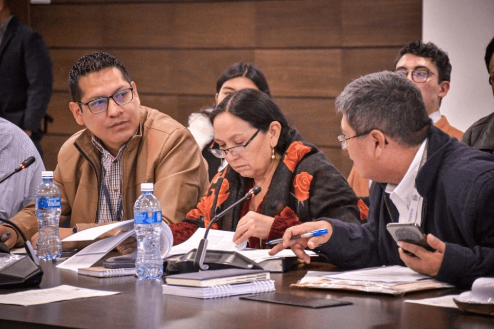 Comisión de la ALP inicia revisión de impugnaciones de los postulantes al TSE