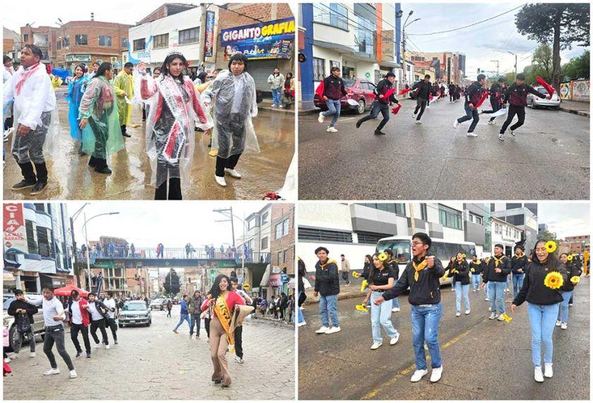 Universitarios de la UATF se preparan para la Entrada Universitaria del Bicentenario.