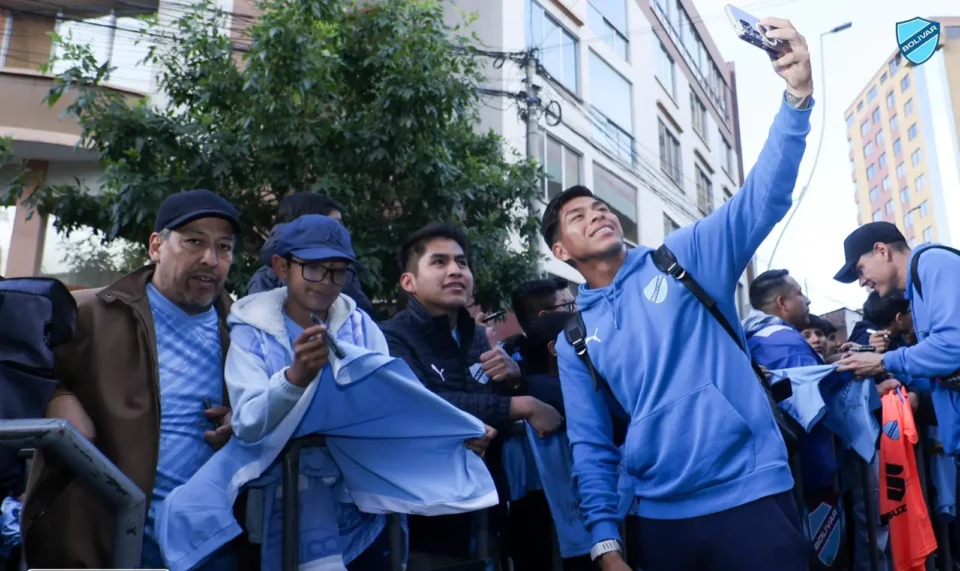 Bolívar juega la final de ida ante Nacional por la Copa Bolivia